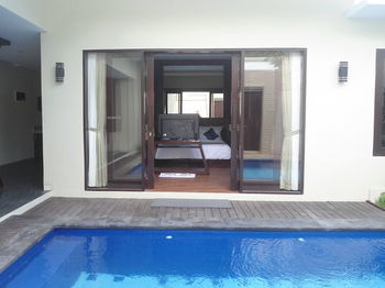 Buana Bali & *